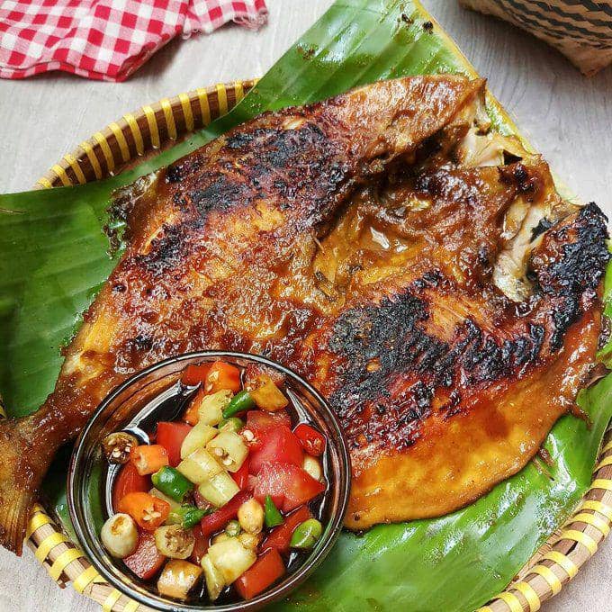 Bebek Goreng Lik Cip: Rasa yang Menggigit Jiwa di Jantung Cilacap